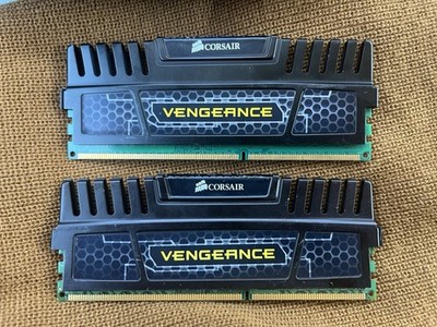 Pair of CORSAIR DDR3 RAM 4GB X 2 , 8Gb 1600 MHz (bench Tested Good)
