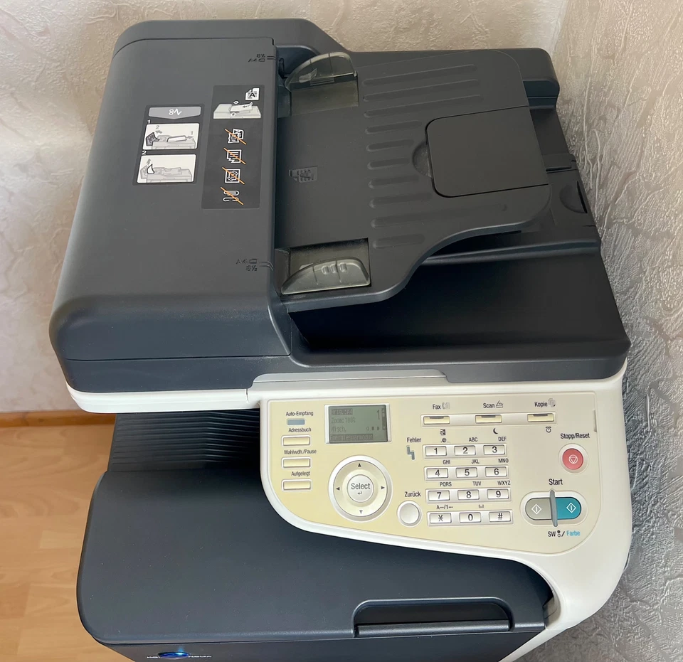 🖨️ Konica Minolta bizhub C3110 – nur ca. 4.000 Drucke! | inkl. Unterschrank - Bild 3 von 4