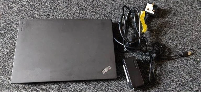 Lenovo ThinkPad X270 · i5-6300U · 16GB · 256GB, photo 2 of 4