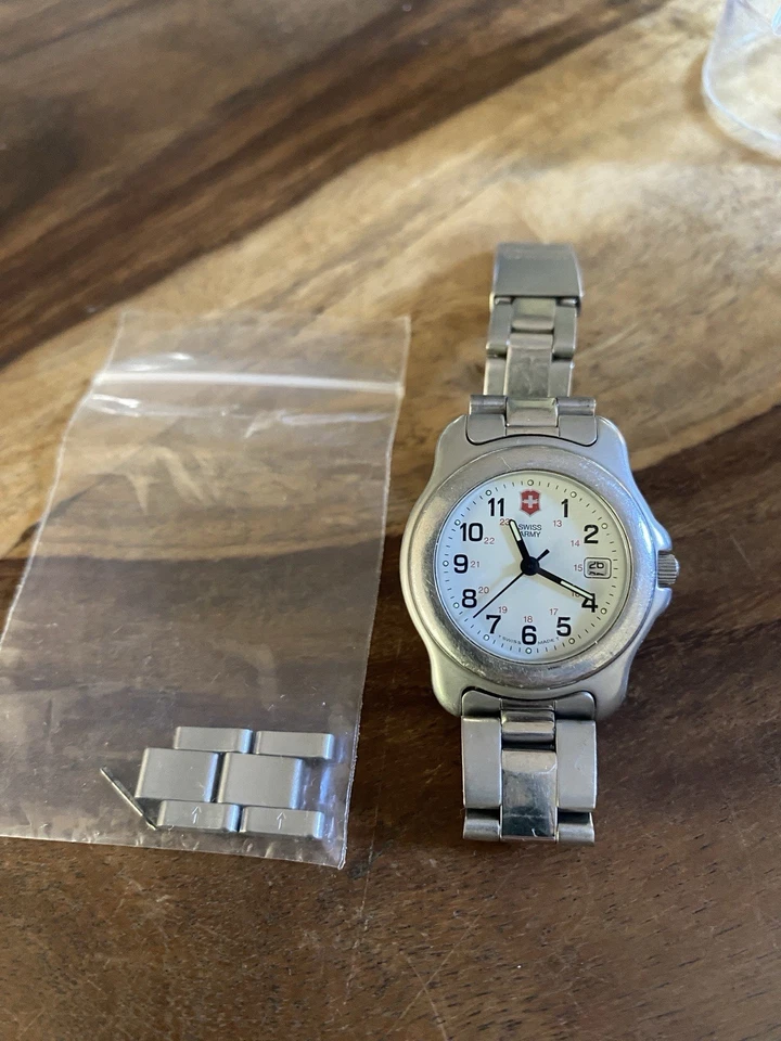 Victorinox /Swiss Army Officer's 1884 Uhr Edelstahl neue Batterie Y2K - Bild 1 von 4