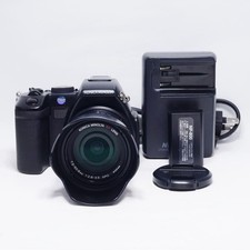 Excellent condition Konica DiMAGE A200 compact digital camera