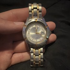 Lorus Stainless Steel Wristwatch Silver Gold Date Indicator Water-Resistant