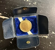 Very Rare George III Great Britain Sovereign Gold Coin Pendant in Leather Case