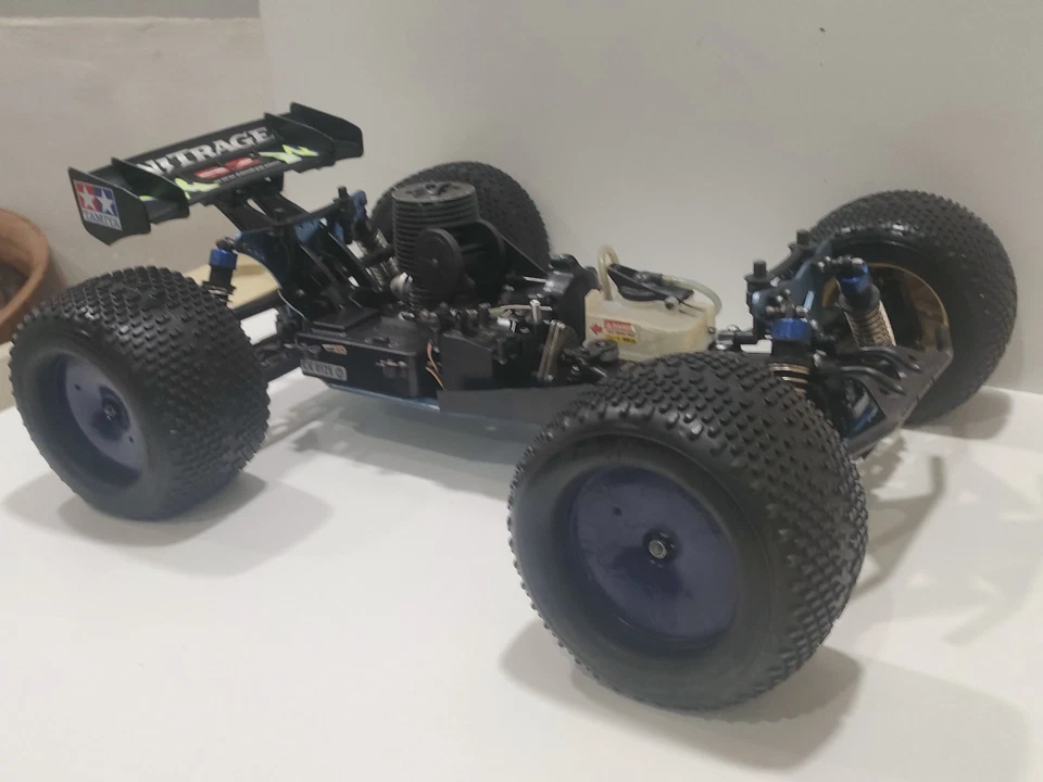 Vintage Tamiya Nitrage 5.2 - 1:8 Nitro Racing Truggy * Rare * - Image 2 of 4