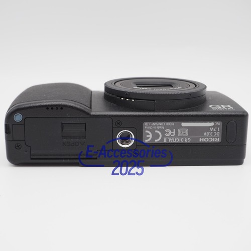 RICOH GR Digital III 10.0MP Compact Camera Black - Bild 7 von 8