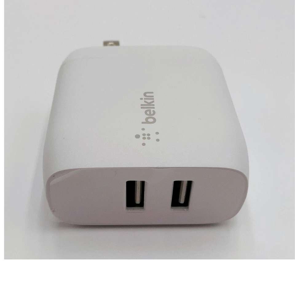 Cargador de Pared Doble USB-A Belkin Boost Charge 24W + Cable USB-A a Micro-USB Viaje Foto 3 de 4