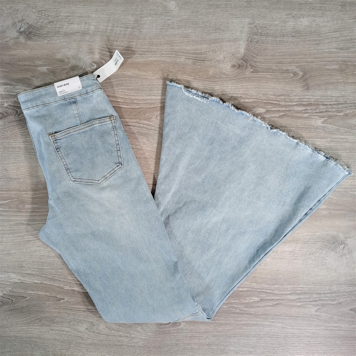 Rue 21 bell bottom jeans hot sale