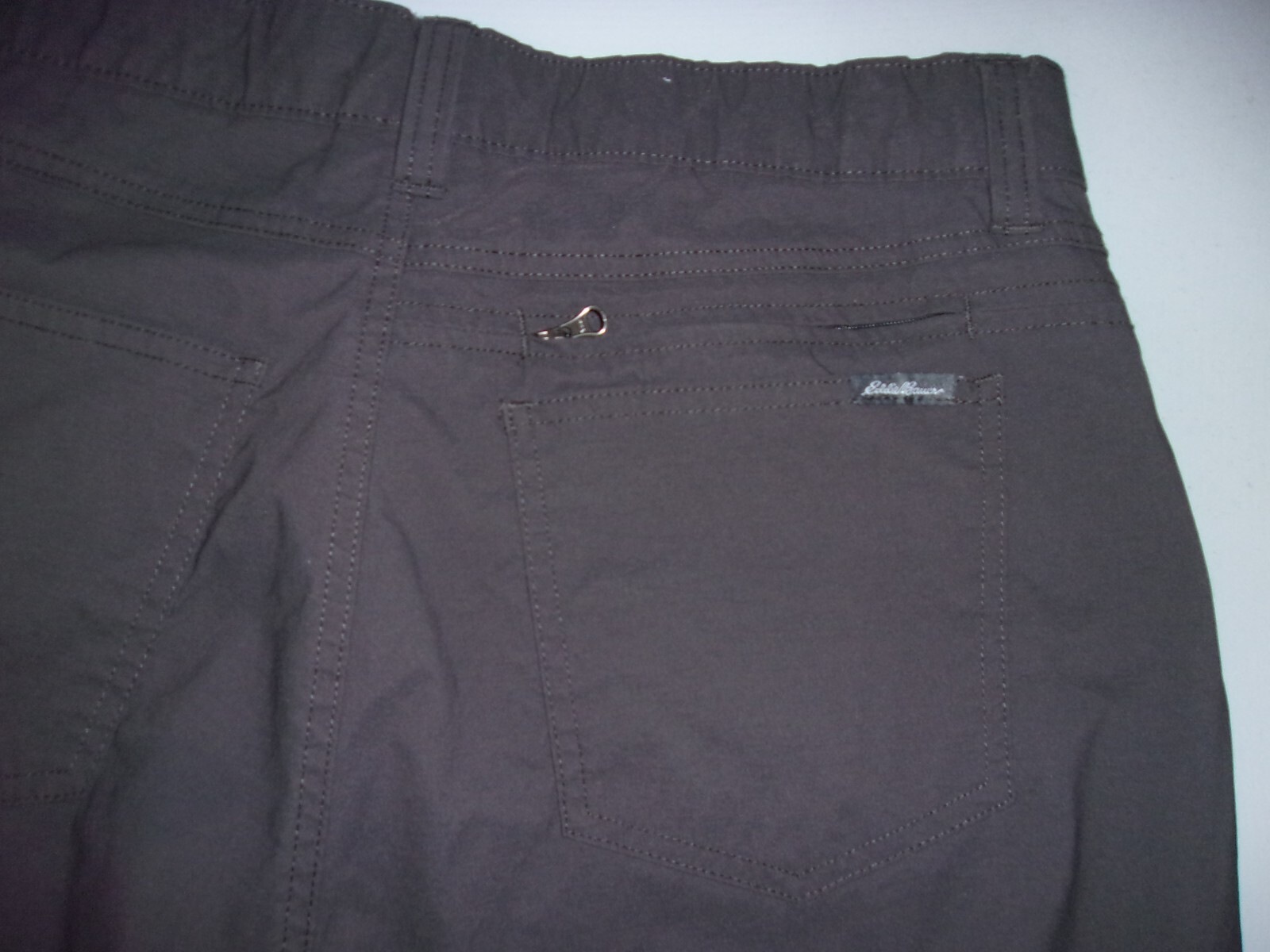 Men's Eddie Bauer nylon stretch StraightFit Performa… Gem