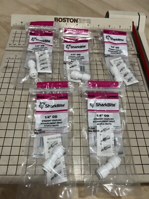 LOT OF 5 SharkBite 25421 Lead-Free Plastic Push-to-Connect Coupling 1/4  X  1/4 