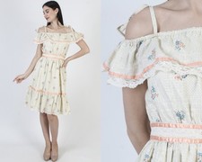 Vtg 70s Cream Off The Shoulder Dress Calico Prairie Boho Prairie Bridal Sundress