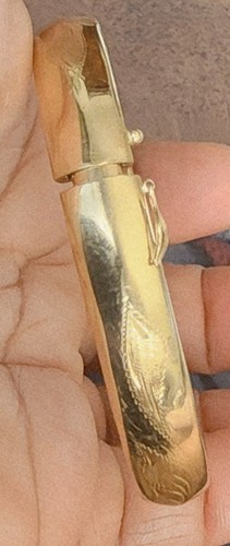 Vintage Italian 14K Yellow Gold Carved Bangle/Bracelet, 8mm Wide, 7.75"/19.5cm L - Picture 13 of 13