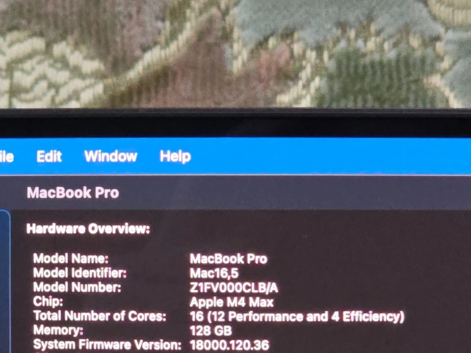 Apple MacBook Pro 16" M4 Max · 128GB · 1TB, photo 4 of 5