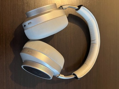 Master & Dynamic MW75 Automobili Lamborghini Edition Wireless
