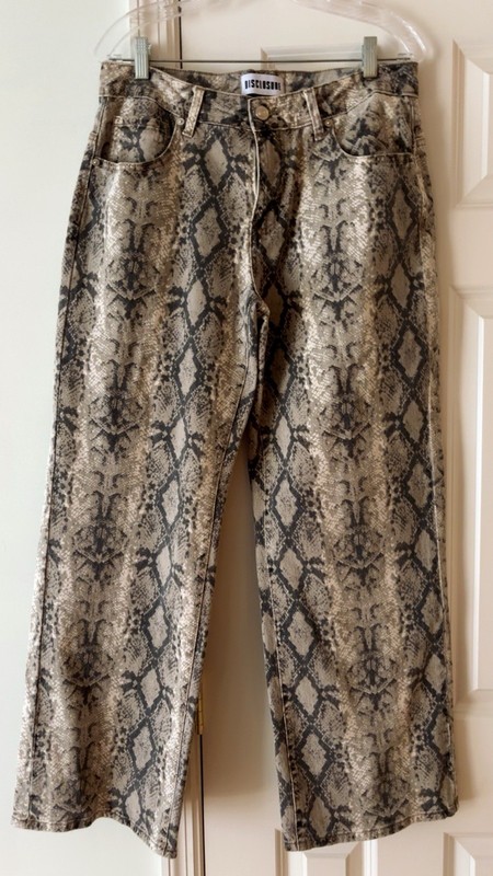NWOT ~ Disclosure Snake Print Relaxed Fit 31 Waist