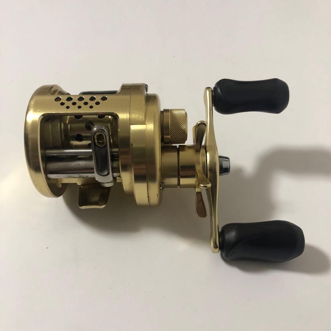 Shimano Calcutta Conquest 51 Baitcasting Reel Gold Used Excellent Condition - Image 2