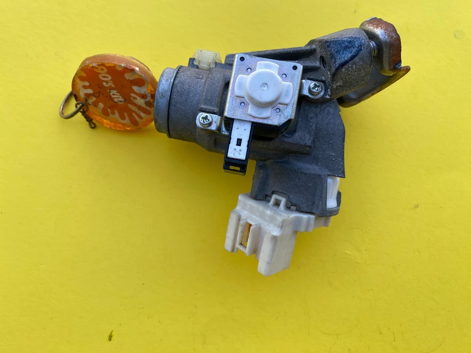 Interruptor de encendido de dirección Scion xD 2008-2014 bloqueo con cilindro de llave OEM 84450-71010 Foto 4 de 4