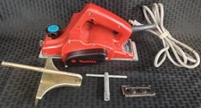 458124 - Makita M101 Power Planer with Accessories