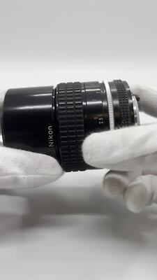 Near Mint] Nikon Ai Nikkor 135mm F2.8 Telephoto MF Lens Japan