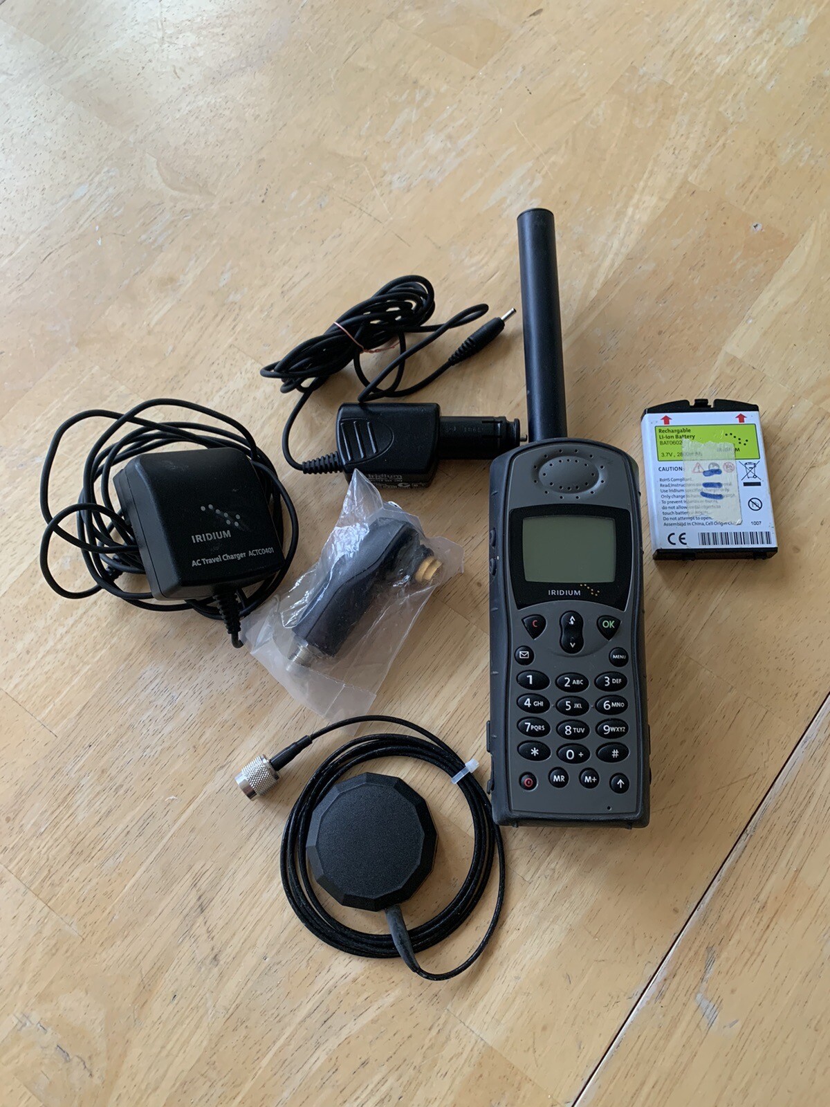 Iridium 9505A Black (Unlocked) Satellite Phone eBay