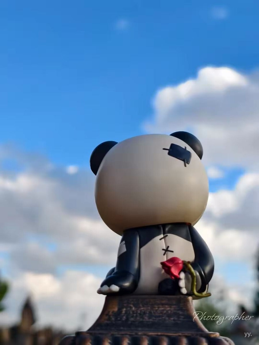 『完売品』POPMARTポップマートHIRONO DOLL PANDA Hirono Doll Panda Figure - POP MART (United States)