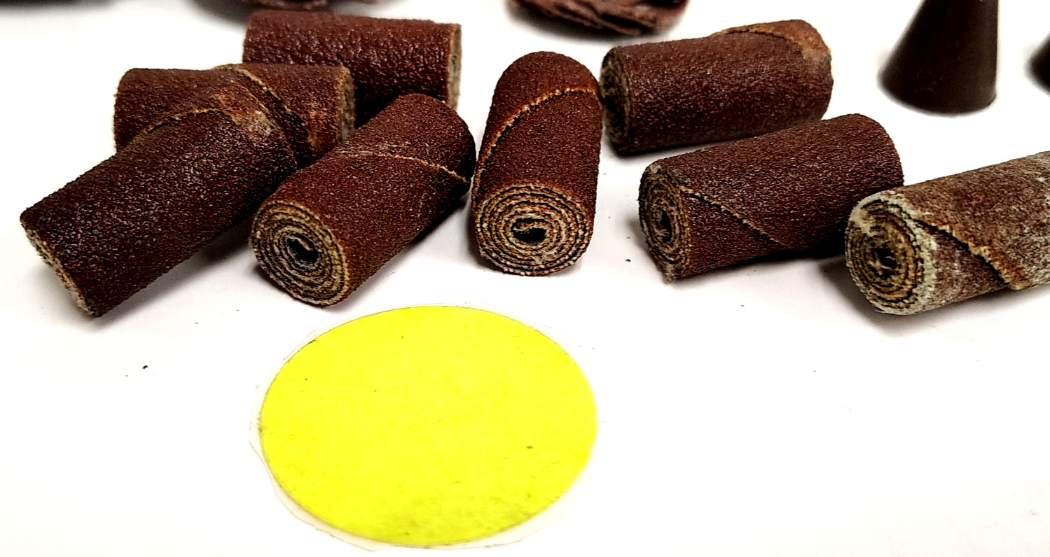 ASSORTMENT LOT OF ABRASIVE DISCS & CARTRIDGES ***LOT OF 42****