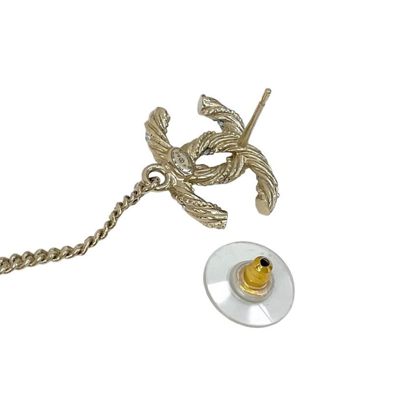 CHANEL Clear BLue Rhinestone CC Logo Studs Pearl Chain Dangle Gold Plated B19P thumbnail 5