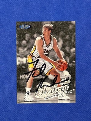 1997-98 Fleer Ultra Fred Hoiberg #243G Gold Medallion Signed Auto