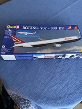 Revell 4496 Boeing 767-300 ER Lauda / LTU 1:144 NEU OVP