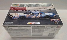 Revell/Monogram Monte Carlo Model Kit 1/24 Sealed 1998 READ DESCRIPTION