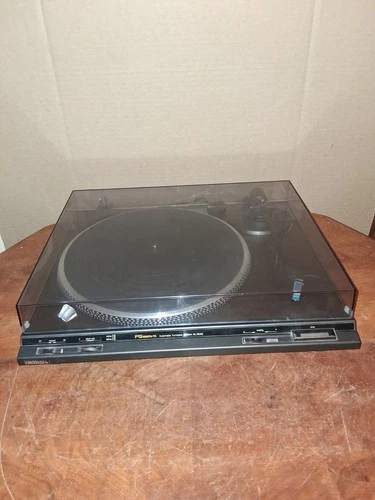 Technics SL-BD22 FGServo Auto-Return Vintage Turntable