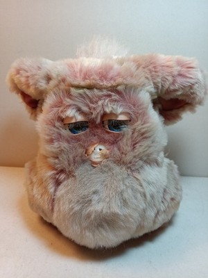 Vtg. 2005 Furby Red Velvet Blue Eyes Working Condition #59294 Read Description 