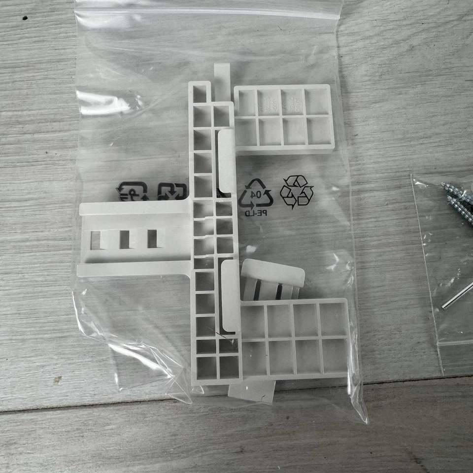 Ruckus R320 Indoor Wireless Access Point (AMZ-R320-US2U) - Image 4 of 4