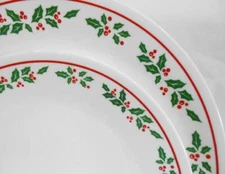 ❤️ Corelle RED Band WINTER HOLLY Choice: DINNER or LUNCH PLATE Christmas Holiday