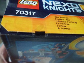 Lego Nexo Knights 70317 The Fortrex Castle [NEW]