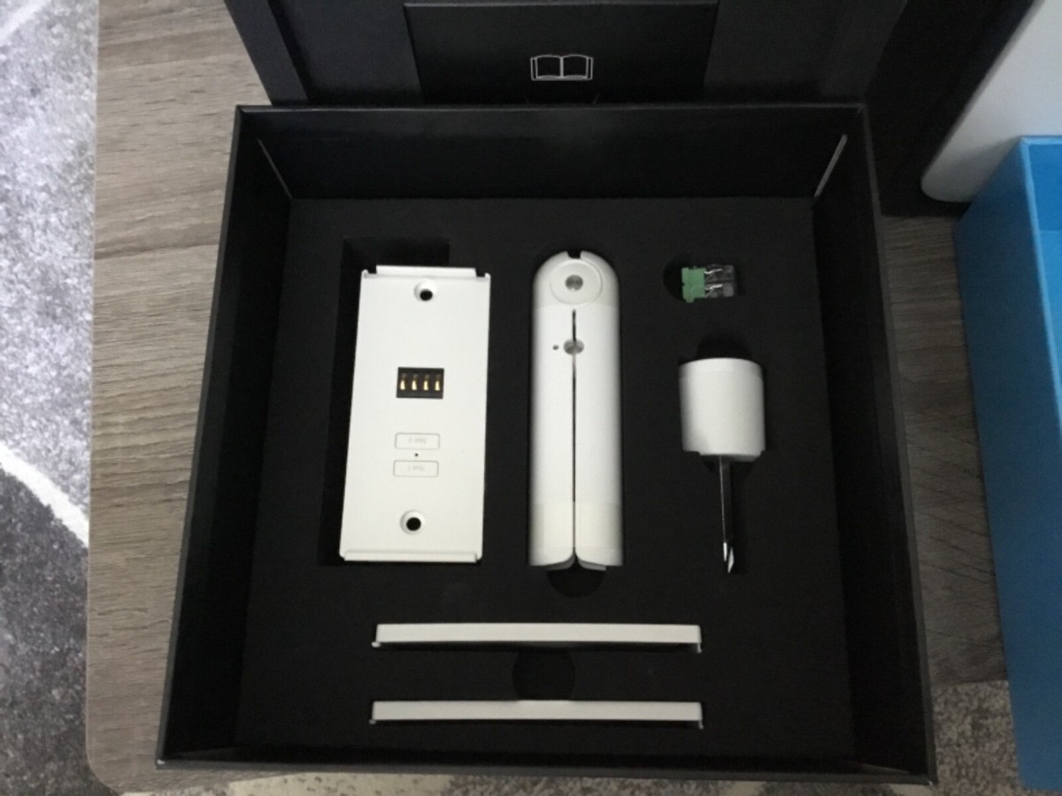 Wink Relay Tout Neuf – Contrôleur Mural Z-Wave Pour Maison Connectée