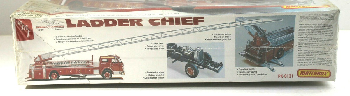 AMT Matchbox 1:25 American LaFrance Ladder Chief Plastic