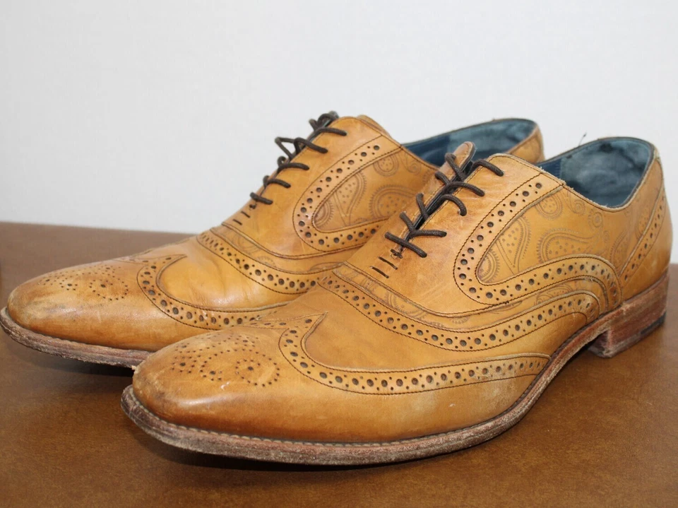 Barker England, Cedar Calf Paisley Brogue Shoe - Image 3 of 4