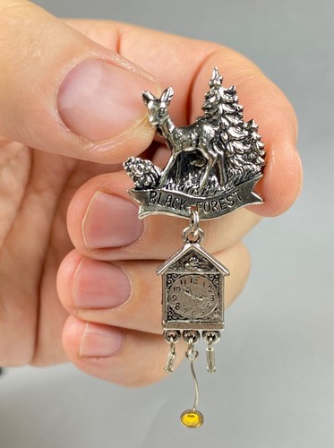 Black Forest Vintage Silver Tone Souvenir Pin Cuckoo Clock - Picture 3 of 8