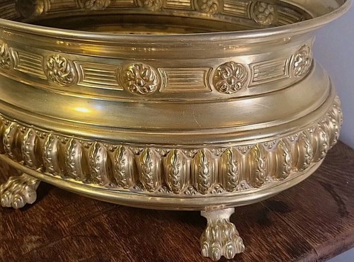 Antiker oval geformter Übertopf Weinkühler aus Messing mit Pfotenfüßen & Blumen TOP - Bild 10 von 19