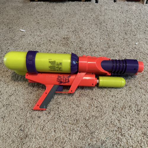 Vintage Larami Super Soaker XXP 175 Water Gun Dual Tank 1995 TESTED & WORKING
