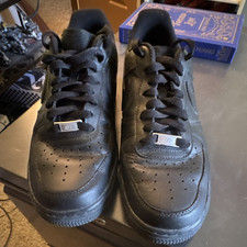 Nike Air Force 1 Low '07 Triple Black Leather Lace Up Sneakers DD8959-001
