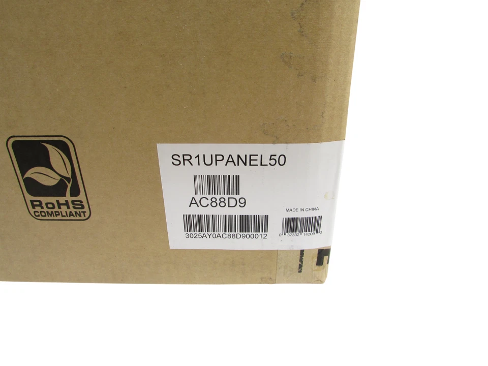 Tripp Lite Gabinete Rack Gabinete Refrigeración Panel Blanking Paquete de 50 SR1UPANEL50 Foto 2 de 2