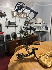 Hoyt Ventum 30 Compound Bow