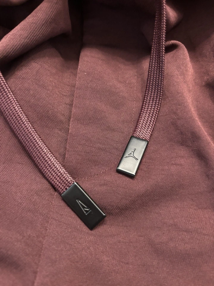 Jordan x A Ma Maniere Air Jordan Plisado Rojo Pantalones Pantalones Plisados Hombres Talla Grande Foto 4 de 4