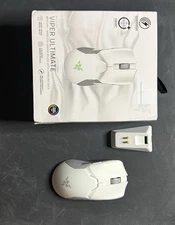 Razer Viper Ultimate Wireless Gaming Mouse With Dock - Mercury (READ DISC)
