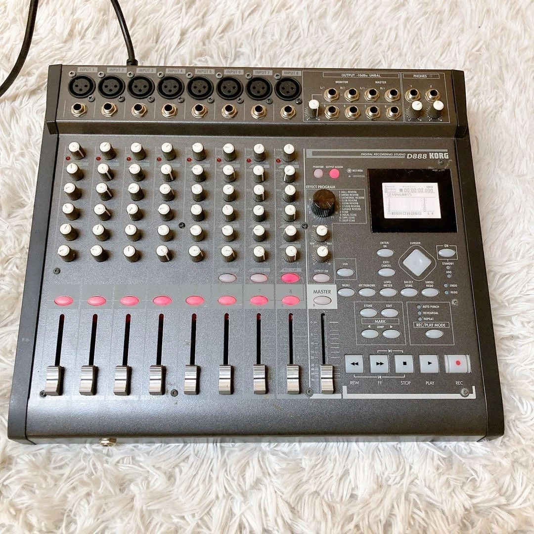 Рекордер цифровой Korg Pro Audio Recorder 8 дорожек - огромный