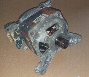 Whirlpool MCA 52/64-148/ALD8 AWE 4615/2 P Motor 1 Stk