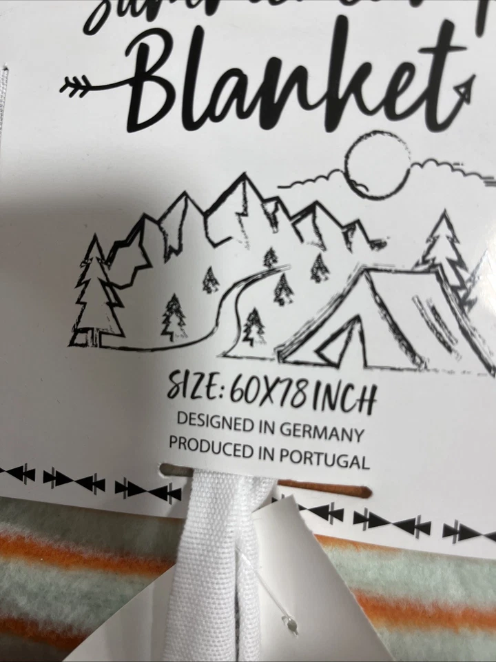 Manta de gran tamaño azul claro para campamento de verano 60" X 78" concepto de almohadilla reversible Foto 3 de 4