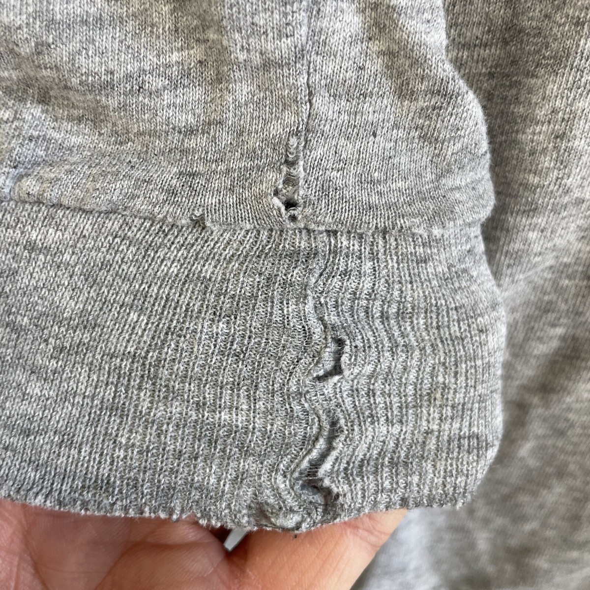 VTG Y2K Nike Silver Tag L Mens Center Swoosh Gray Long VTG Y2K Nike Silver Tag L Mens Center Swoosh Gray Long