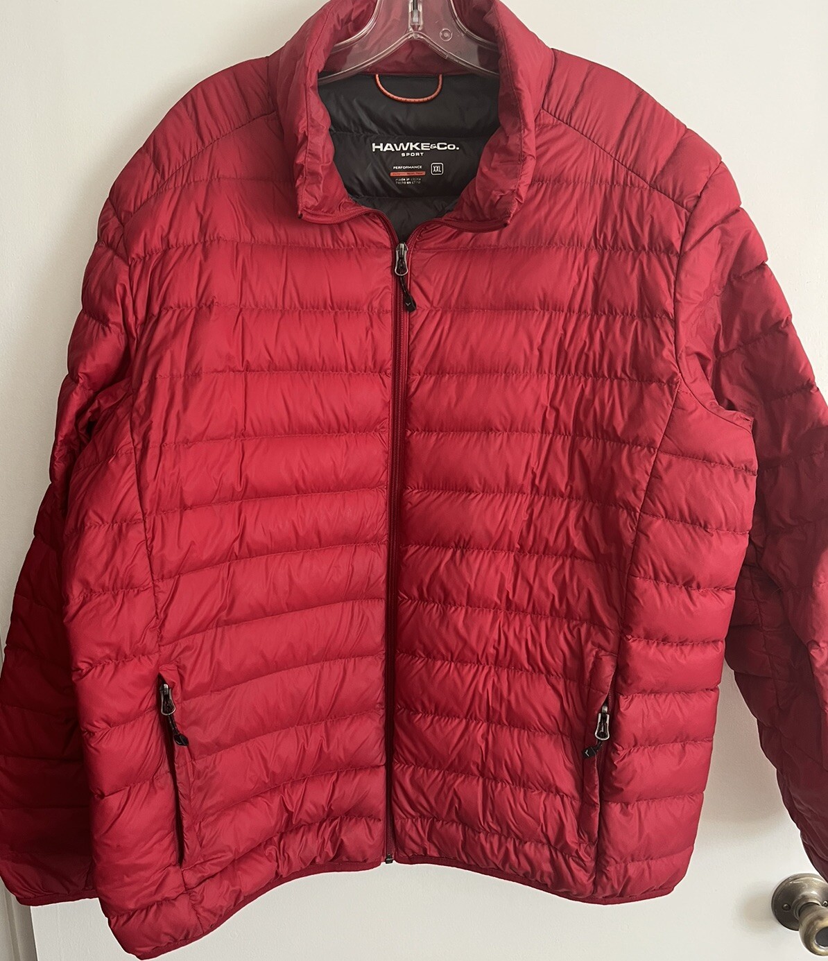 Red puffer jacket for women in size XXL - cozy winter warmth  -image